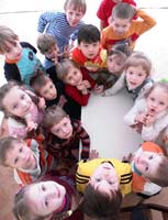 Государственная администрация Киево-Святошинского района планирует построить коттеджный лагерь для летнего отдыха киевских детей.