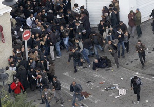 Беспорядки в Тунисе