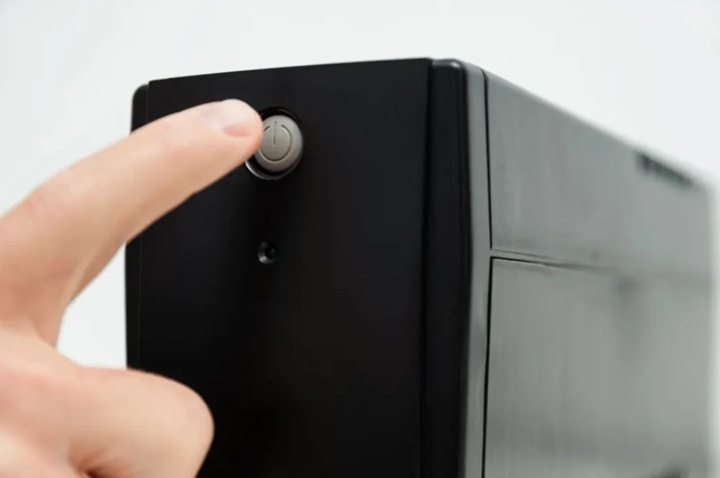 выбрать бесперебойник