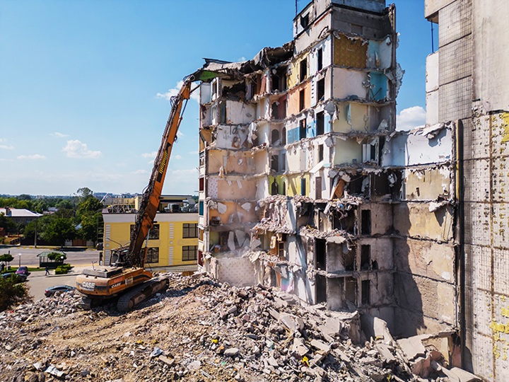 демонтаж дома