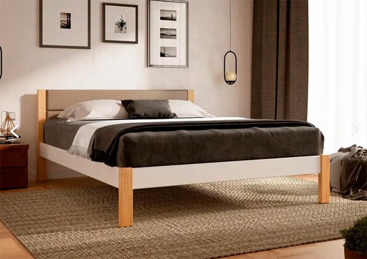 кровать деревянная