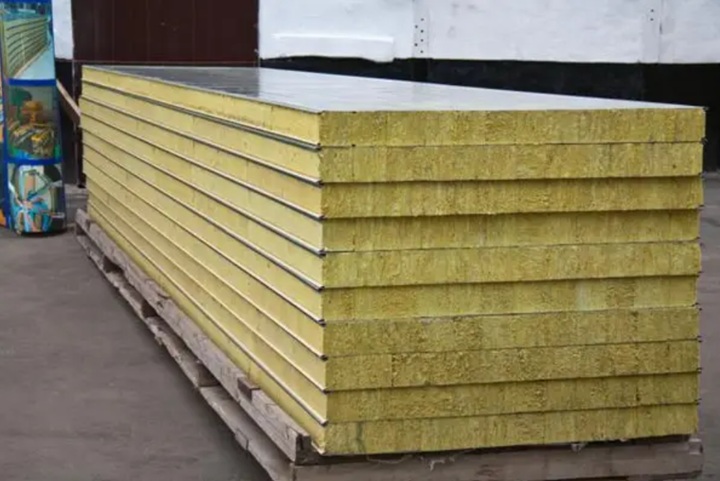 сендвіч-панелі