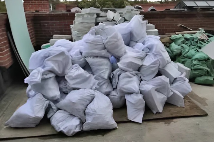 вывоз строительного мусора Киев