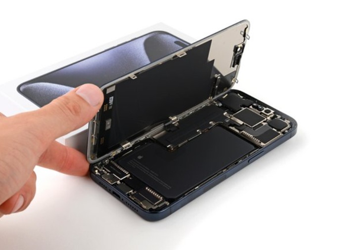 iPhone 15 Pro Max Battery Replacement - iFixit Repair Guide